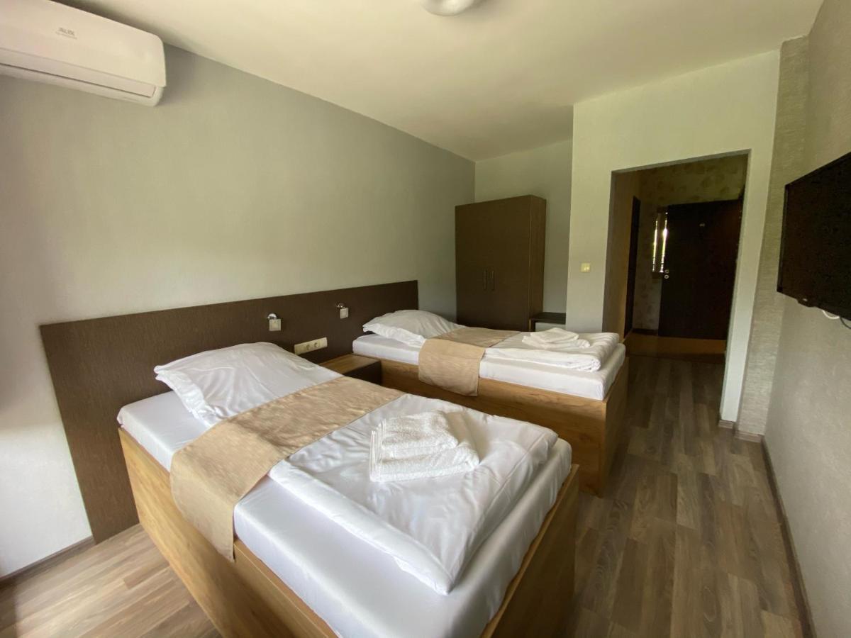Tryavna Lake Hotel & Spa Exteriör bild