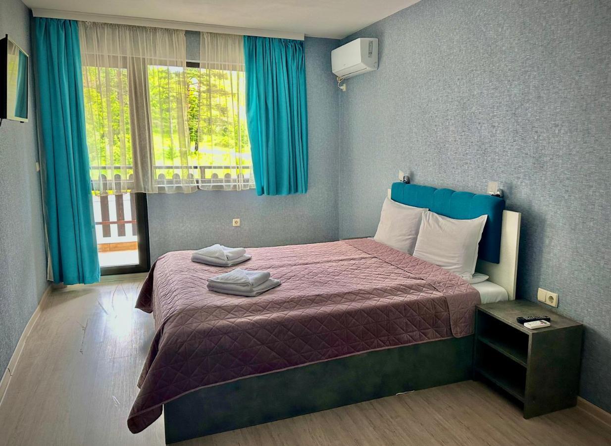 Tryavna Lake Hotel & Spa Exteriör bild