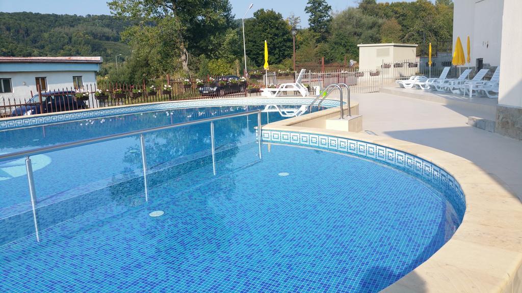 Tryavna Lake Hotel & Spa Exteriör bild