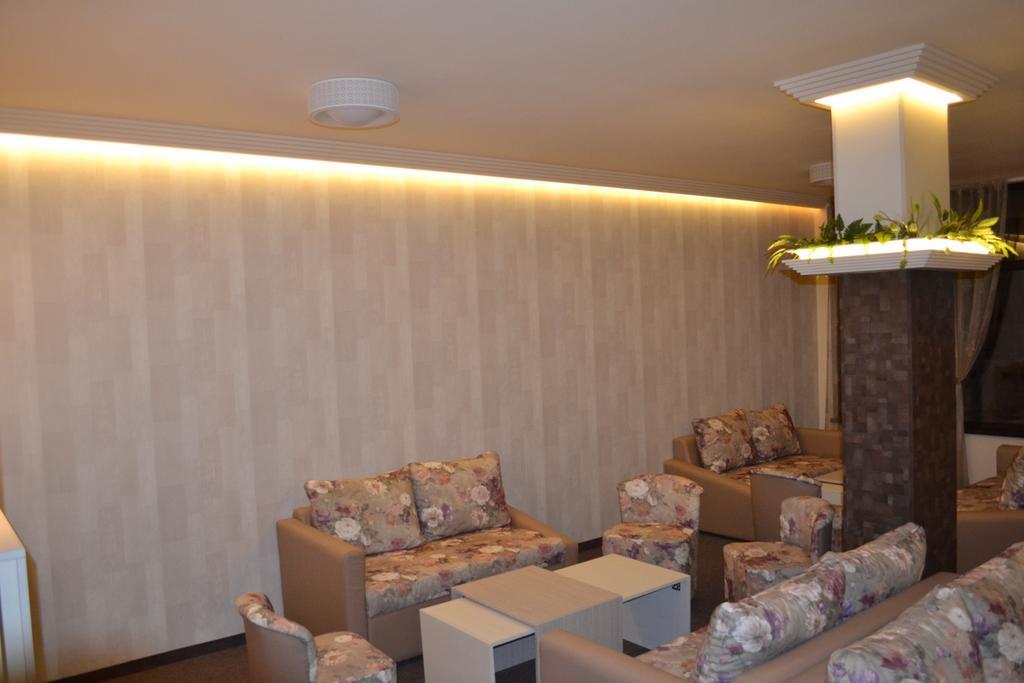 Tryavna Lake Hotel & Spa Exteriör bild