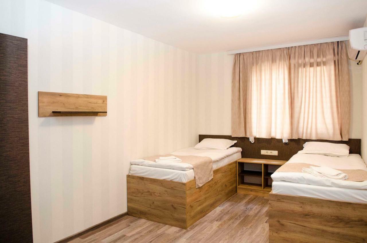 Tryavna Lake Hotel & Spa Exteriör bild