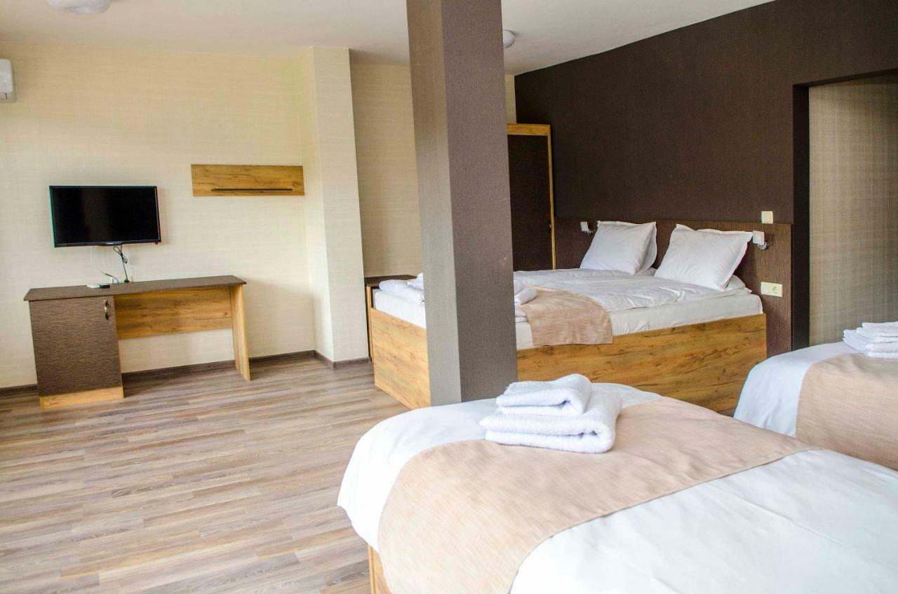 Tryavna Lake Hotel & Spa Exteriör bild